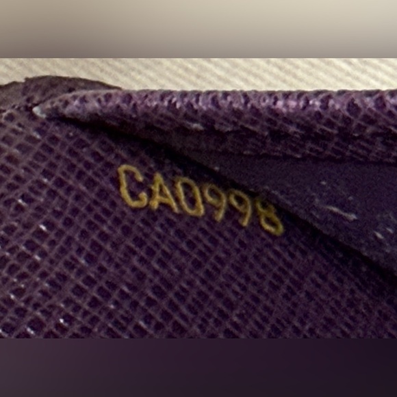 Louis Vuitton epi leather agenda - Picture 7 of 12